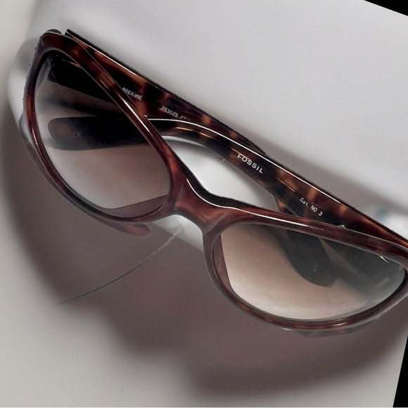 Fossil Sunglasses Tortoise GUC - Picture 1 of 17